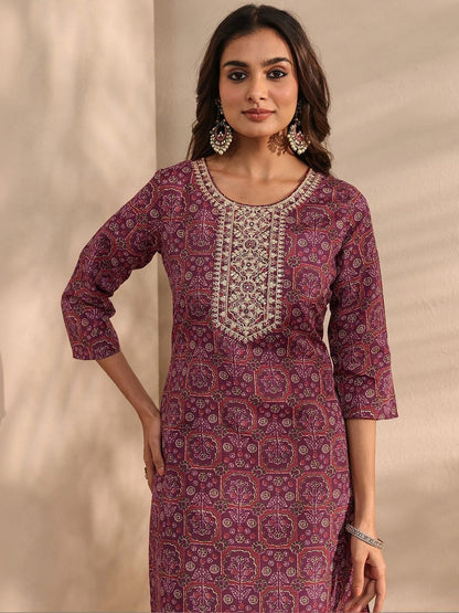 Women Ethnic Motifs Printed Regular Thread Work Kurta with Trousers & With Dupatta