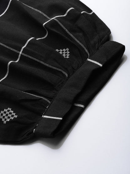 Women Black & White Embroidered Regular Thread Work Kurta with Salwar