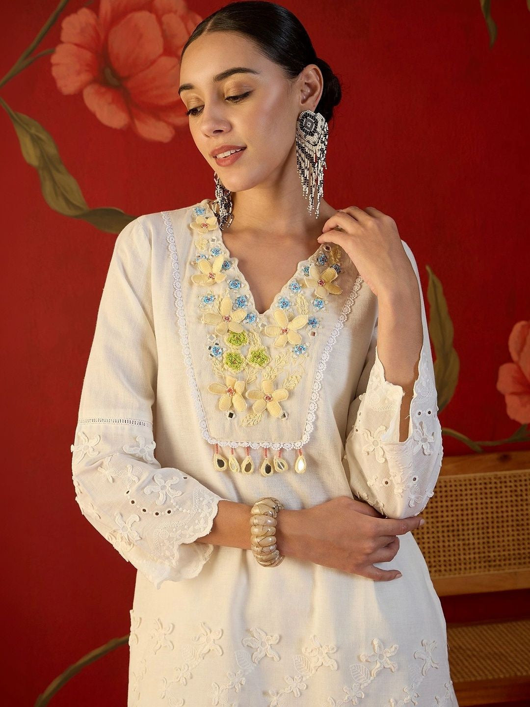 Women Floral Embroidered Regular Thread Work Pure Cotton Kurta with Palazzos