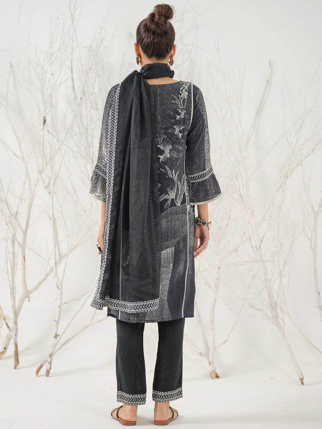 Dhiyona IS Women's Floral Printed Round Neck Bell Sleeves Straight Kurta with Trousers & Dupatta