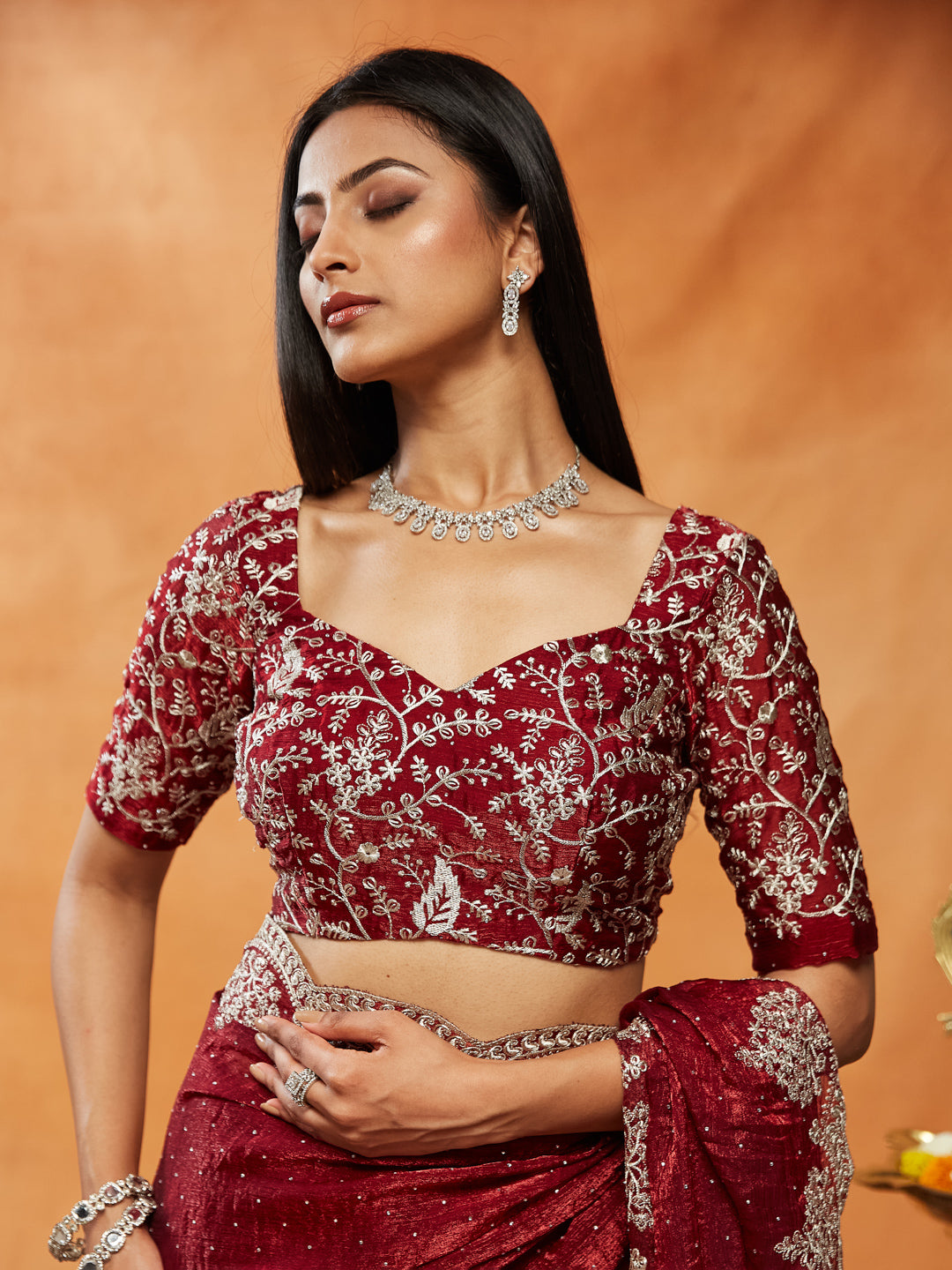 Dhiyona KS Women's Embellished Embroidered Sequinned  Saree