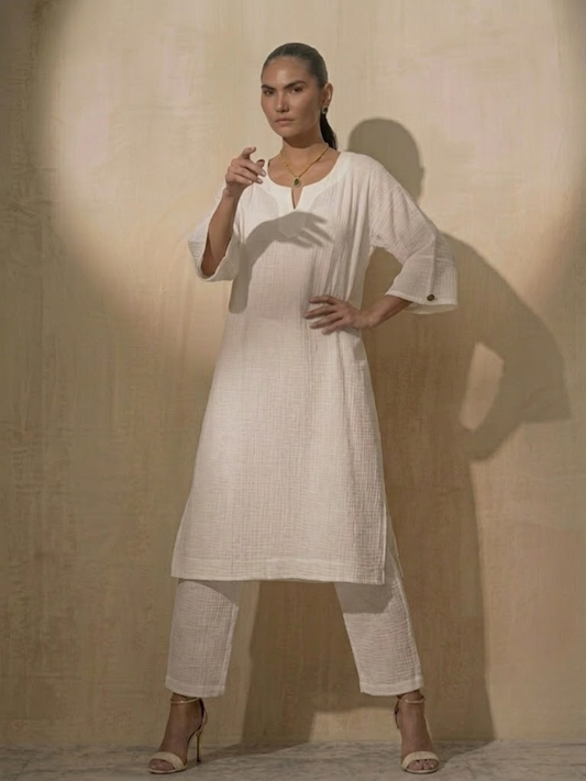 Dhiyona ST 2 pc Set - White Easy Addictive Travel Airflow Kurta and Pant Set
