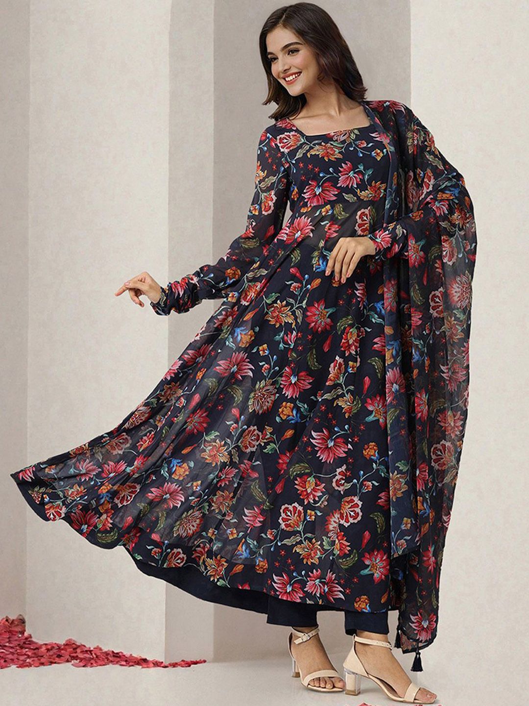 Dhiyona IS Women's Women Floral Printed Regular Kurta with Trousers & With Dupatta