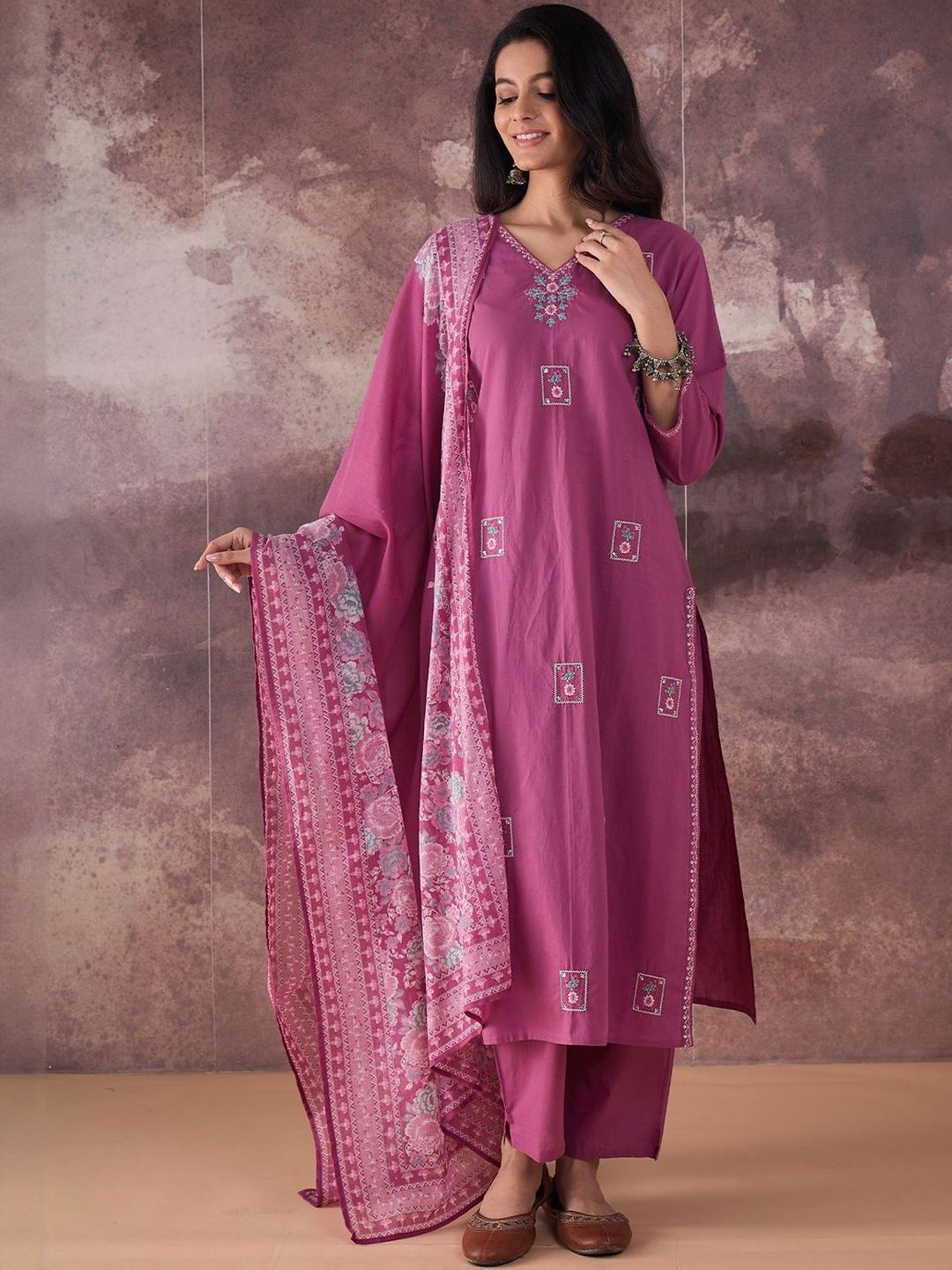 Dhiyona IE Floral Printed Regular Thread Work Pure Cotton Kurta With Trousers & Dupatta