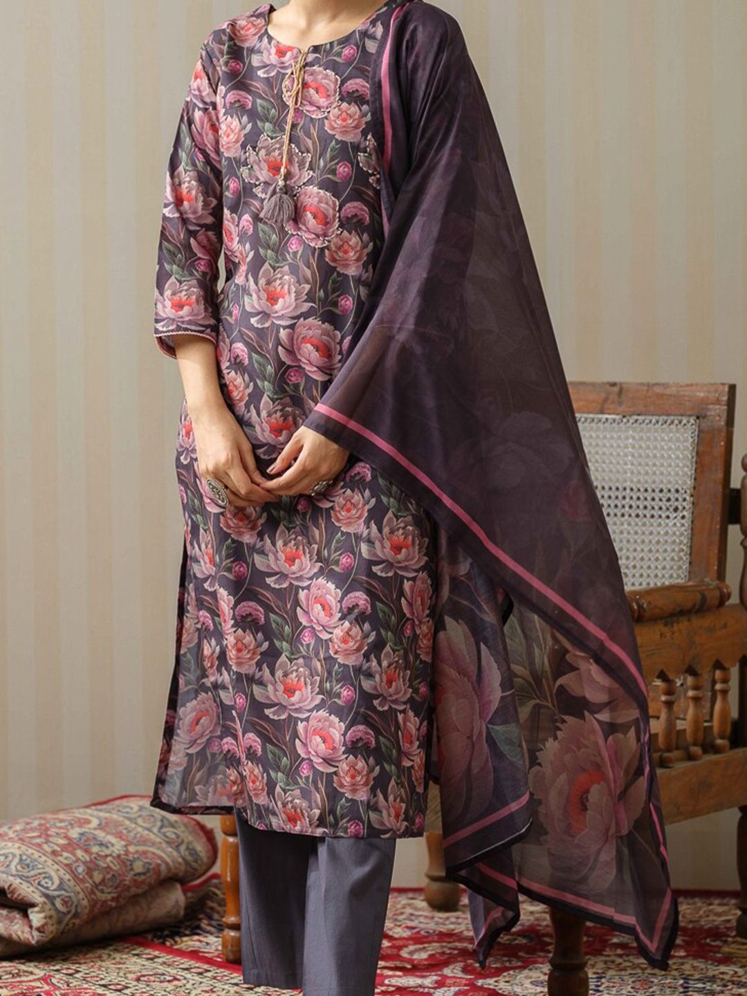 Dhiyona IS Women's Floral Printed Tie-Up Neck Linen Kurta with Trousers & With Dupatta