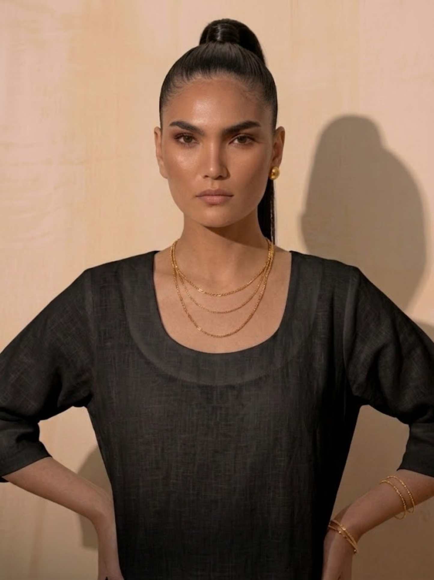 Dhiyona ST Swtantra Black Linen Round Neck Elbow Sleeve Kurta with Pants
