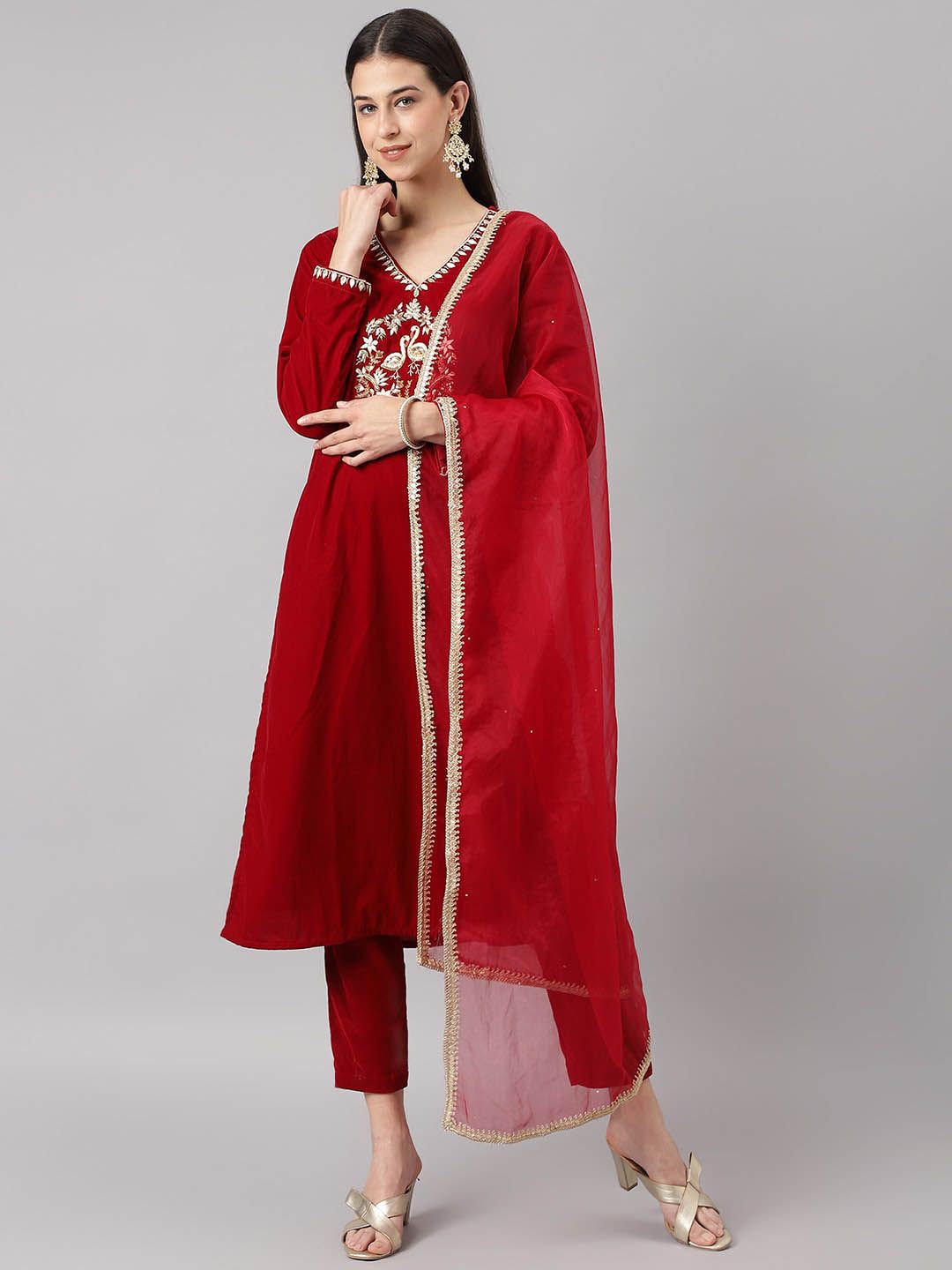 Dhiyona KL zardosi Yoke Design Regular Velvet Kurta With Trousers & Dupatta