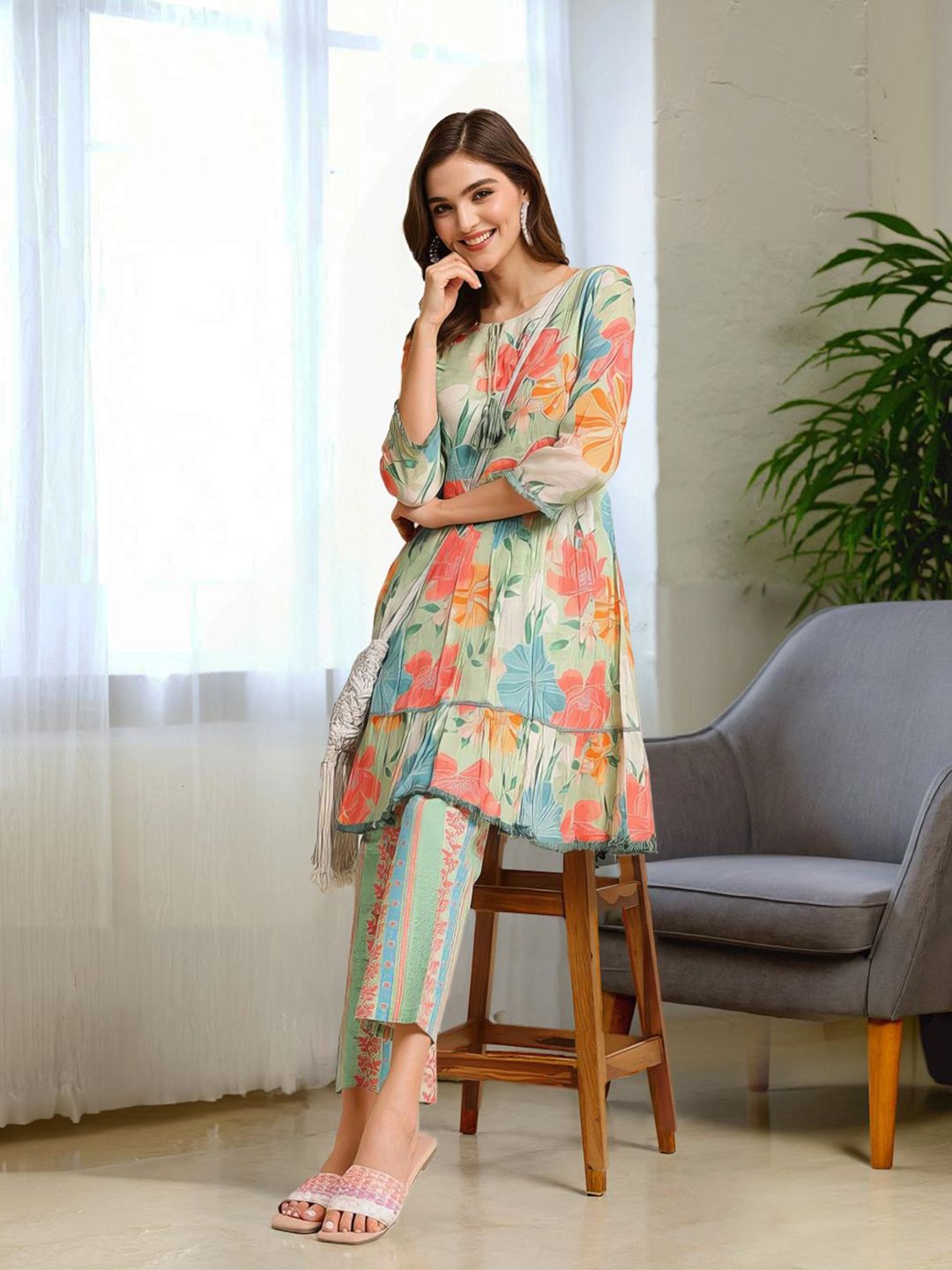 Dhiyona IS Women's Floral Green Printed Pure Cotton Empire Kurta With Trousers