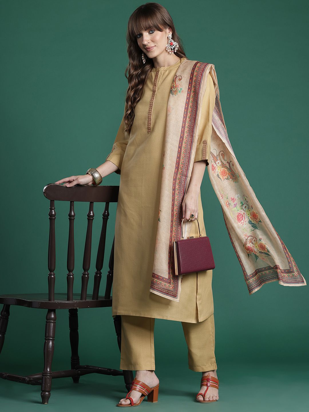 Dhiyona IE Yoke Design Thread Work Kurta With Trousers & Dupatta