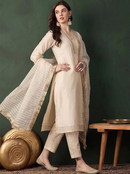 Women Regular Kurta with Trousers & With Dupatta