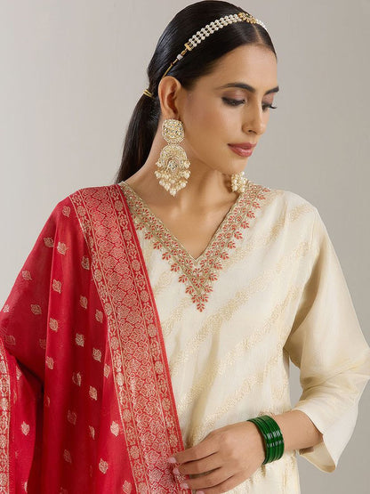 Dhiyona IS Women's White Floral Embroidered V-Neck Straight Kurta With Trousers & Dupatta