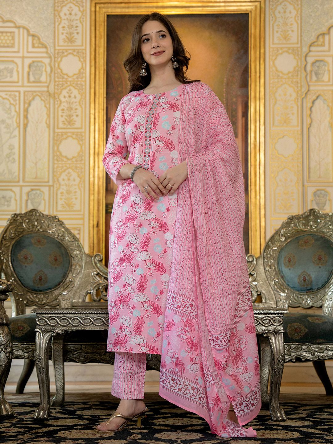 Dhiyona KL Floral Printed Thread Work Straight Kurta with Trousers & Dupatta