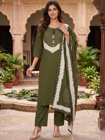 Women Ethnic Motifs Embroidered Regular Thread Work Pure Cotton Kurta with Trousers & With Dupatta