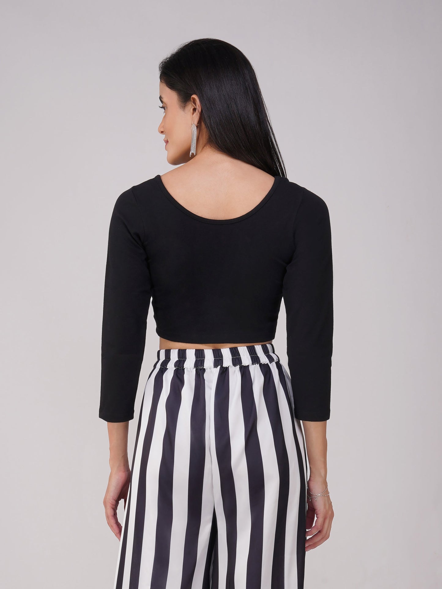 Dhiyona ST Blouse - Stretchy Black LONG Sleeve Blouse