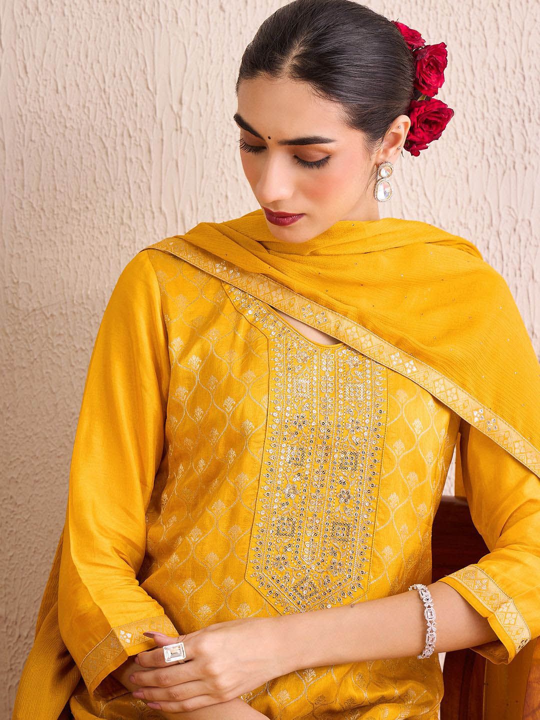 Women Ethnic Motifs Embroidered Regular Kurta with Trousers & With Dupatta