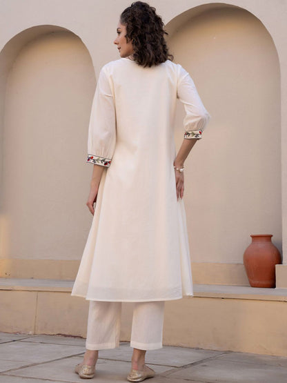 Dhiyona IE Floral Embroidered Tie-UP Neck Pleated A-Line Pure Cotton Kurta With Trousers