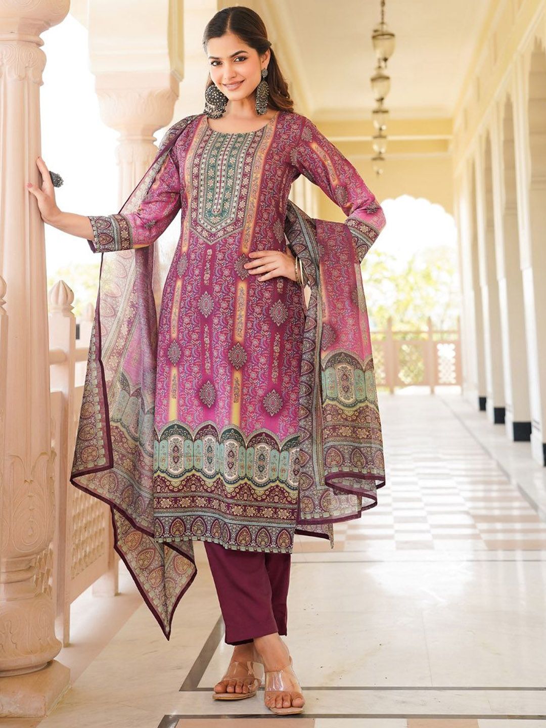 Dhiyona KL Floral Printed Round Neck Straight Kurta With Trousers And Dupatta