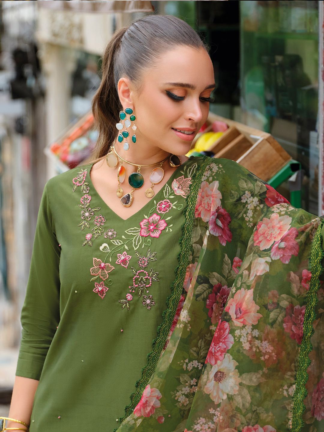 Dhiyona IE Floral Embroidered V-Neck Thread Work Liva Straight Kurta & Trousers With Dupatta