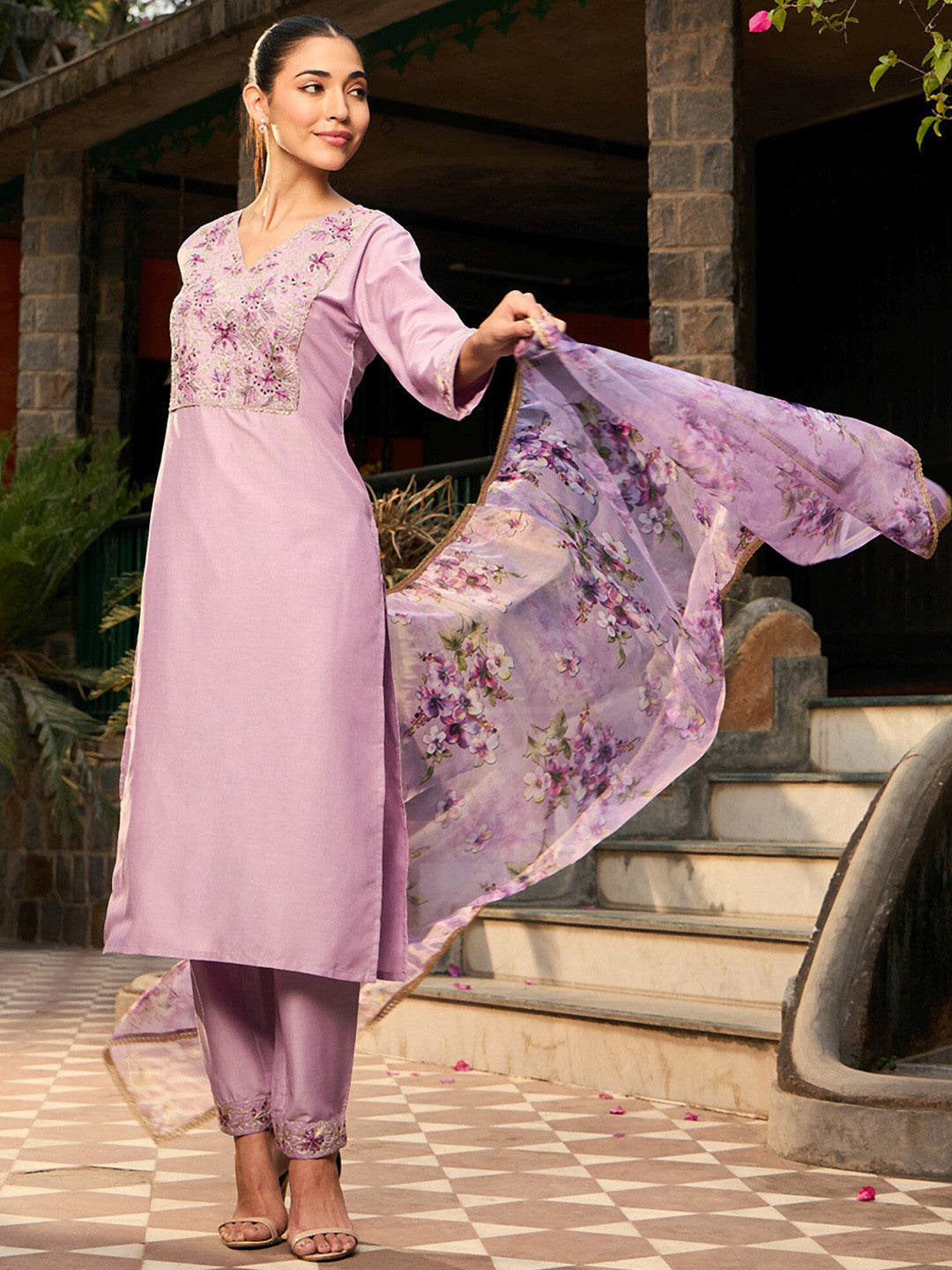 V Neck Ethnic Motifs Embroidered Regular Straight Kurta Set