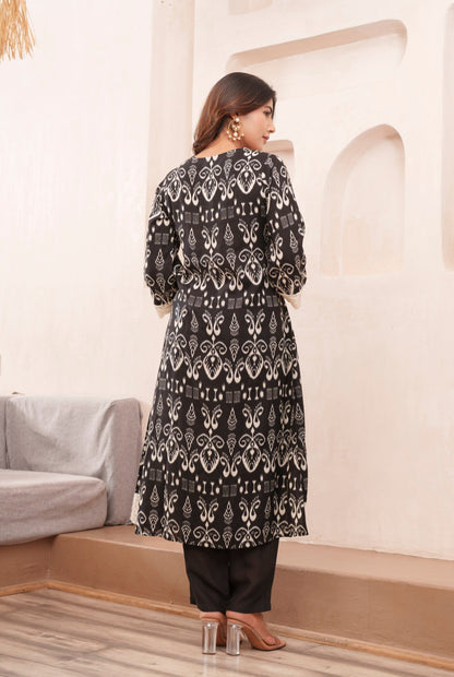 Tashvika Onyx Printed Kurta Pant Set
