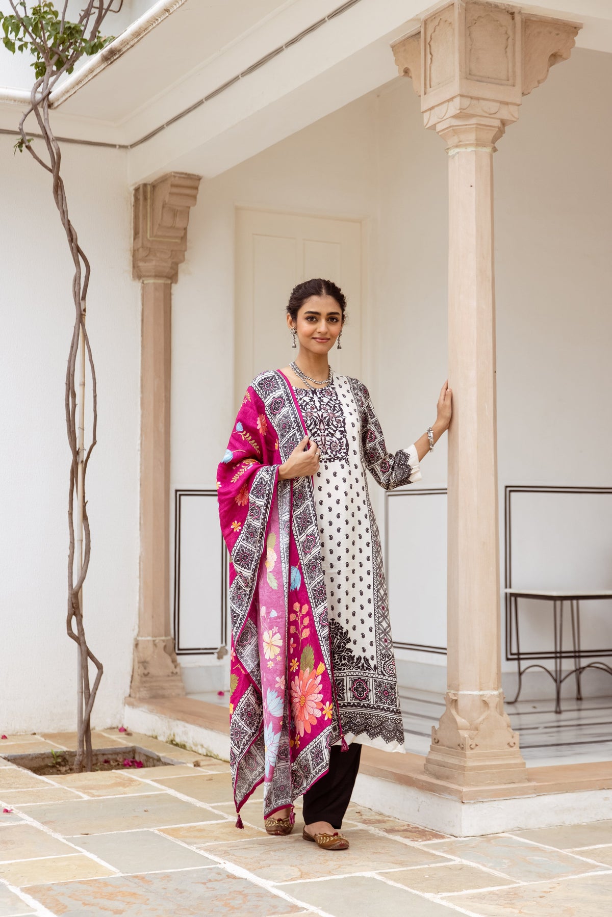 Saisha Angel Premium Digital Print Muslin Suit Set