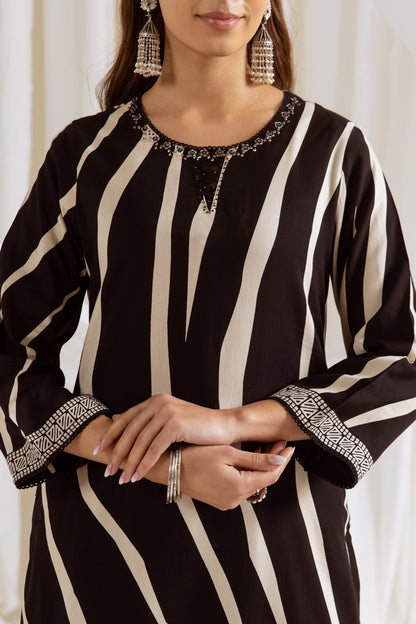 Bakul Raven Printed Kurta pant set