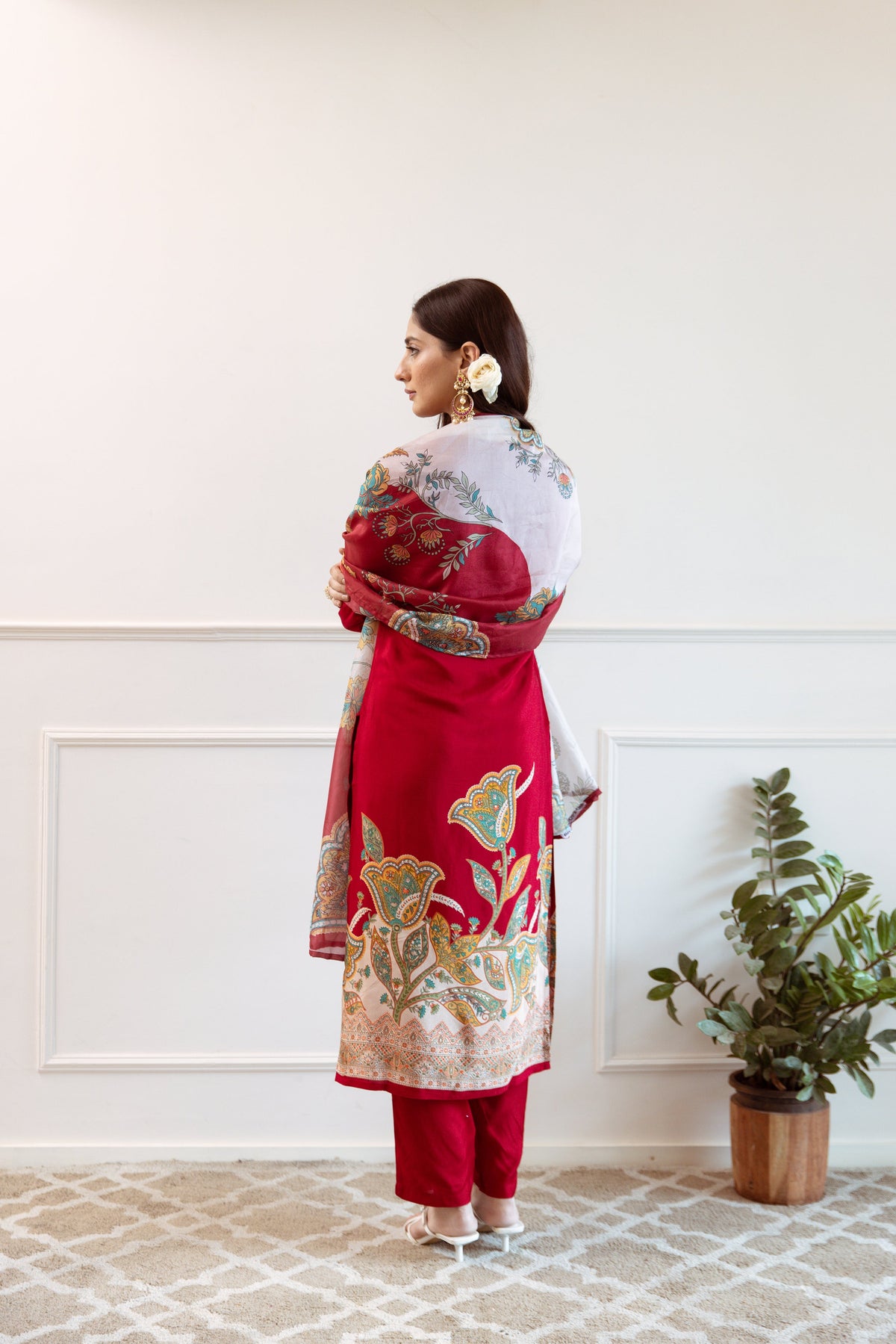 Saisha Scarlet Premium Digital Print Muslin Suit Set