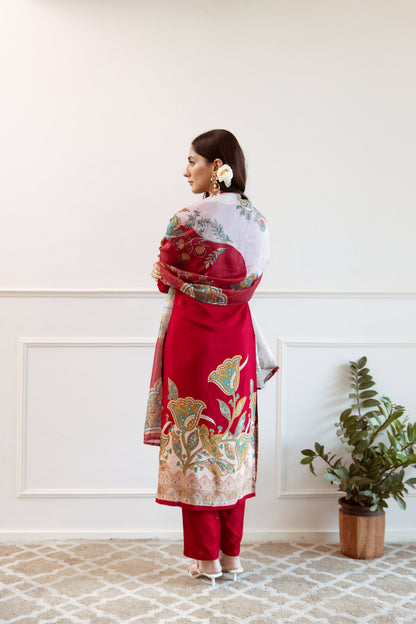 Saisha Scarlet Premium Digital Print Muslin Suit Set