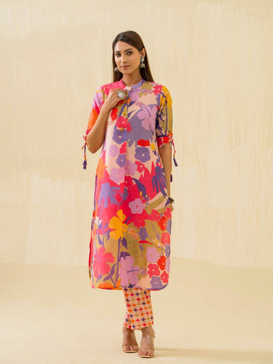 Dhiyona IS Women's Floral Printed Regular Kurta with Trousers