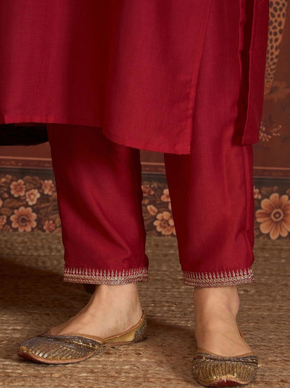 Women Ethnic Motifs Embroidered Regular Thread Work Kurta with Trousers & With Dupatta