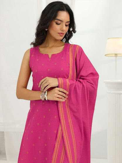 Geometric Printed Notch Neck Straight Kurta With Trousers & Dupatta