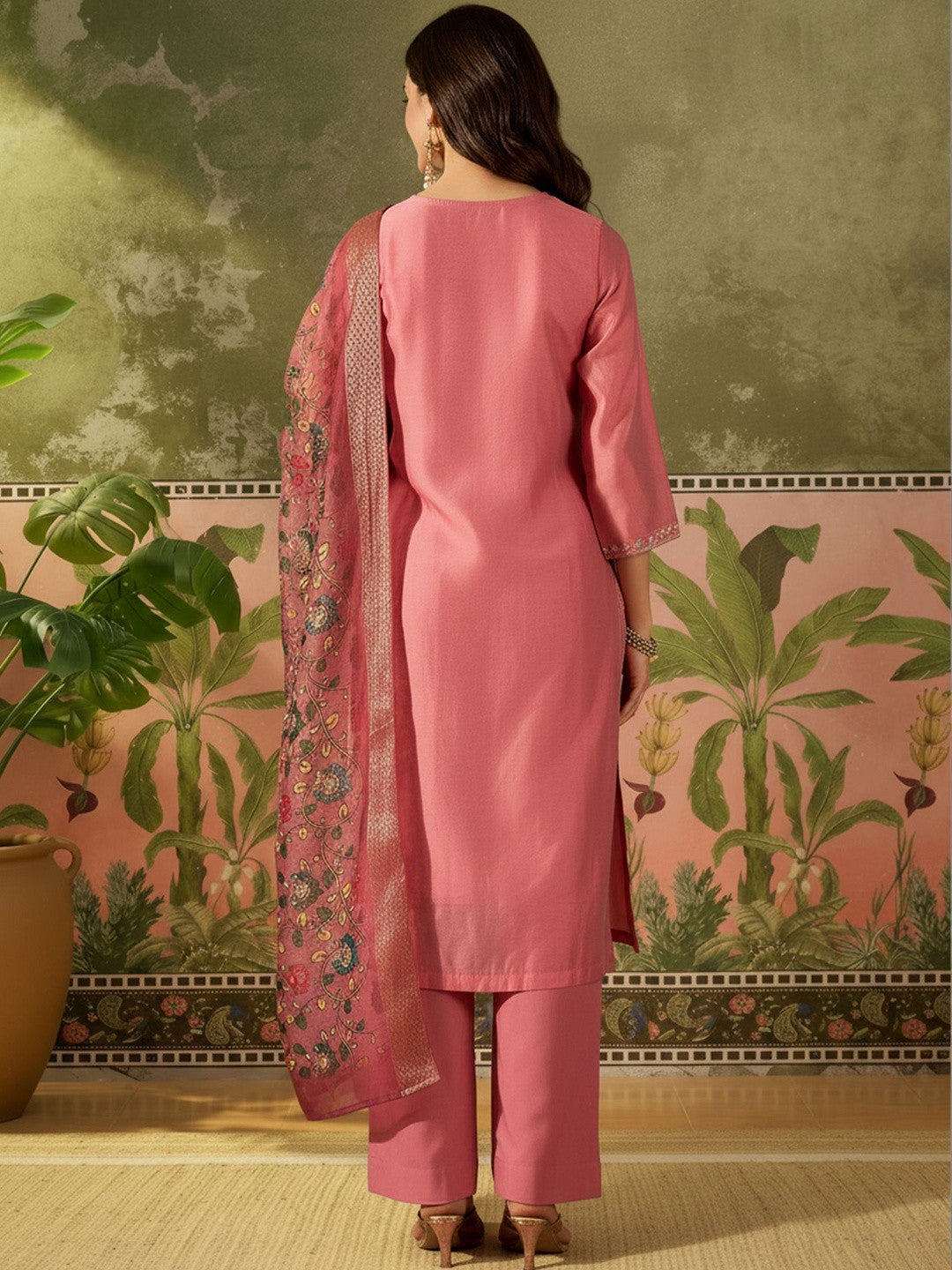 Yoke Design Round Neck Kurta & Trousers With Dupatta