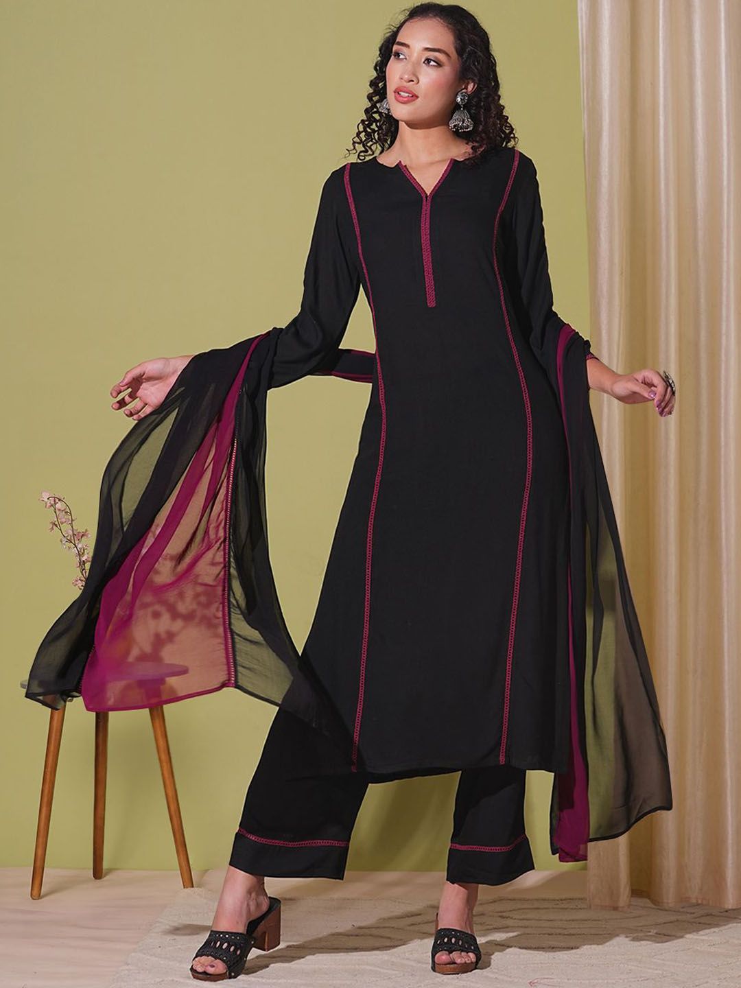 Dhiyona KL Women Regular Kurta with Palazzos & With Dupatta