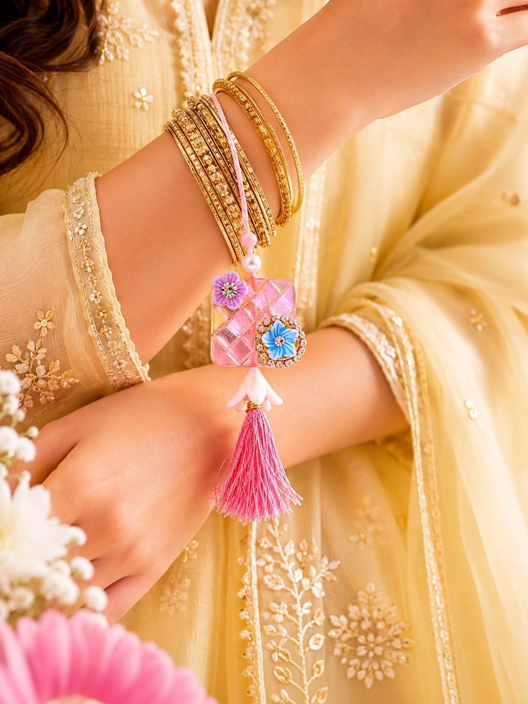 Dhiyona Rakhi