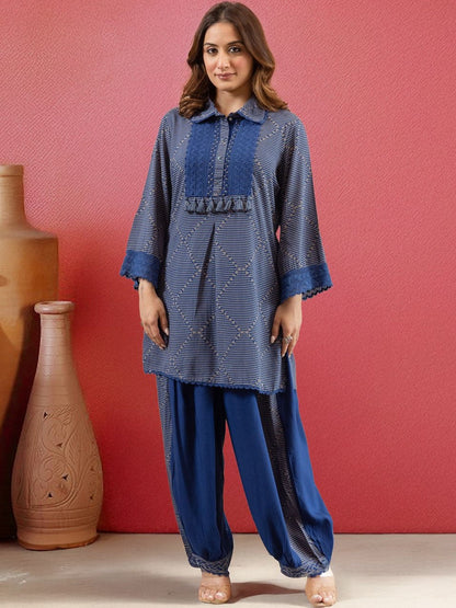 Geometric Printed Straight Kurta with Harem Pants