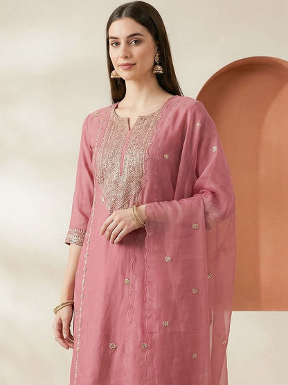 Dhiyona IE Women Ethnic Motifs Embroidered Thread Work Kurta with Palazzos & With Dupatta
