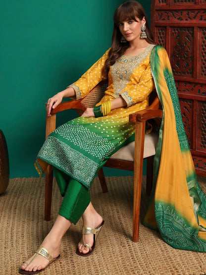 Women Bandhani Dyed Regular Thread Work Kurta with Trousers & With Dupatta