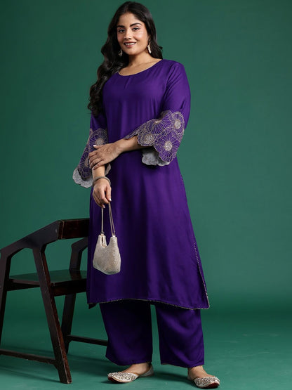 Plus Size Motifs Regular Thread Work Kurta with Trousers