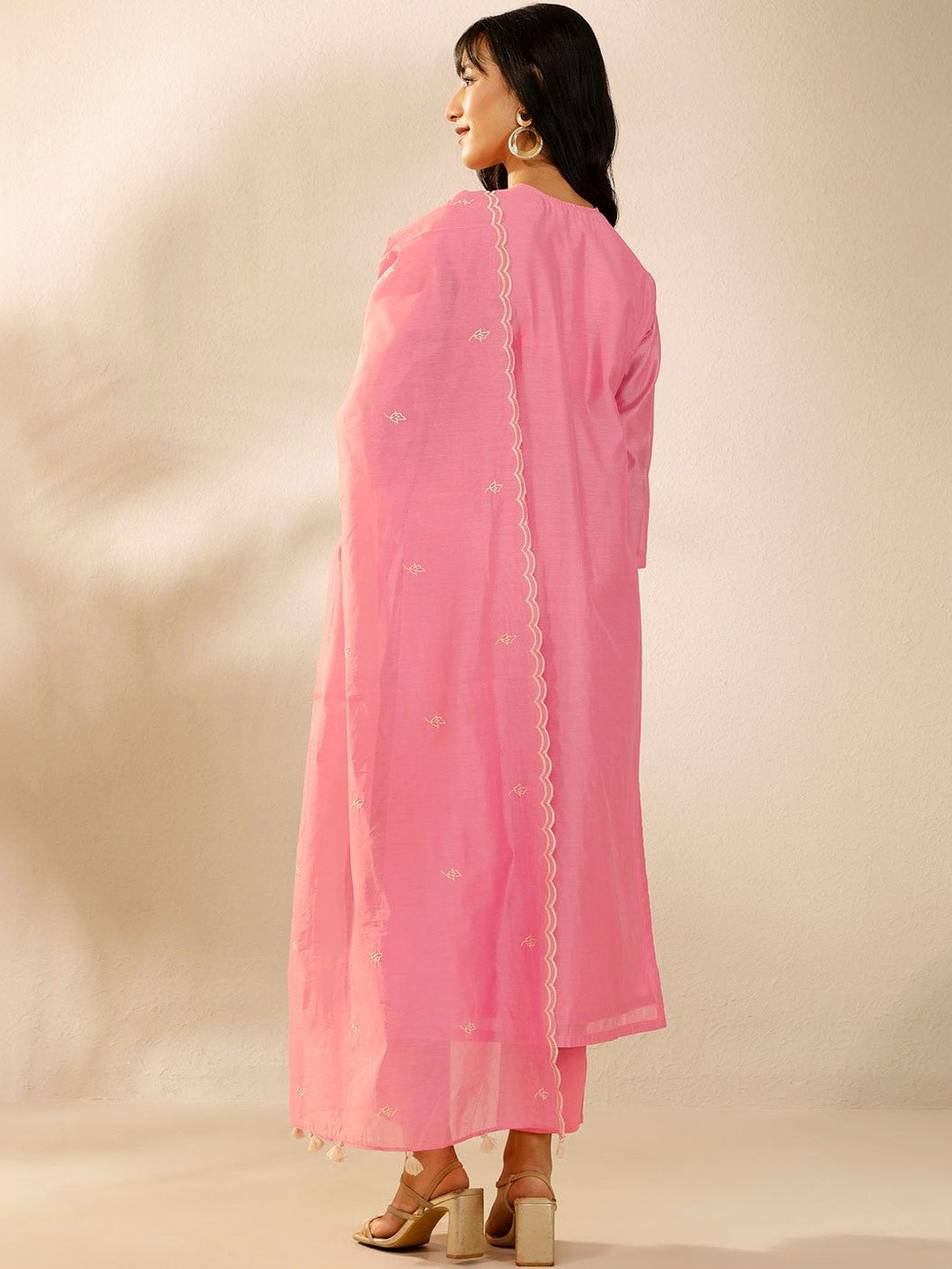 Women Floral Embroidered Regular Thread Work Kurta with Trousers & With Dupatta