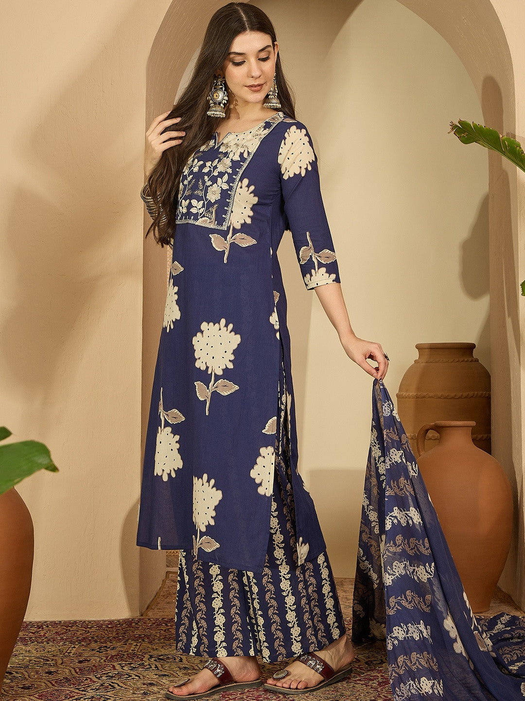 Women Floral Printed Regular Thread Work Kurta with Palazzos & With Dupatta