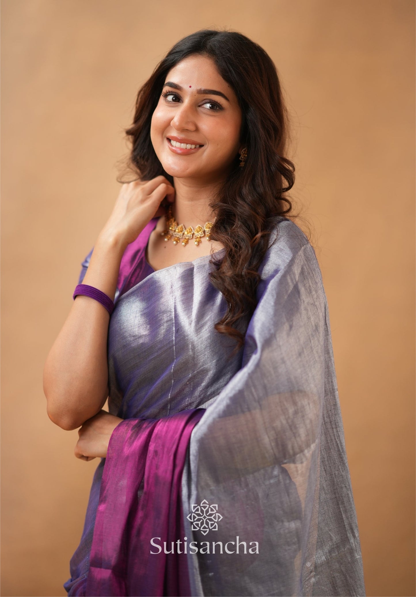 Dhiyona SS Regal Split Elegance Handloom Tissue Cotton Saree