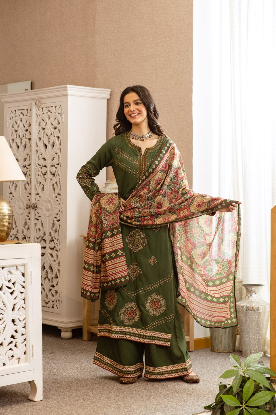 Karen sage embroidery cotton suit set