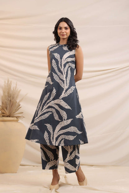 Chhavi Rhino Printed Kurta Pant Set