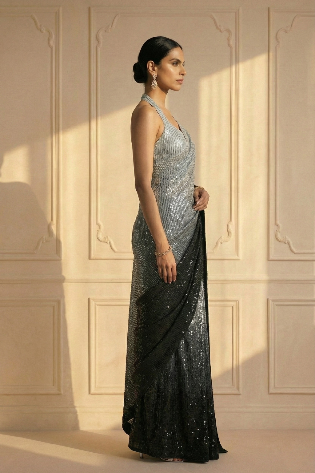 Dhiyona ST Black and Grey Ombre' Knitted Sequin Saree with Blouse Fabric
