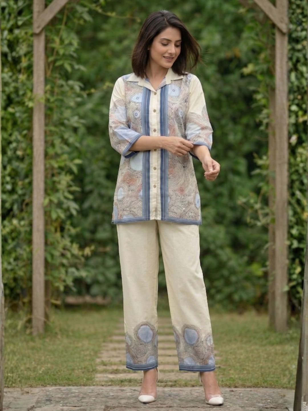 Viyona spatial printed co-ord set