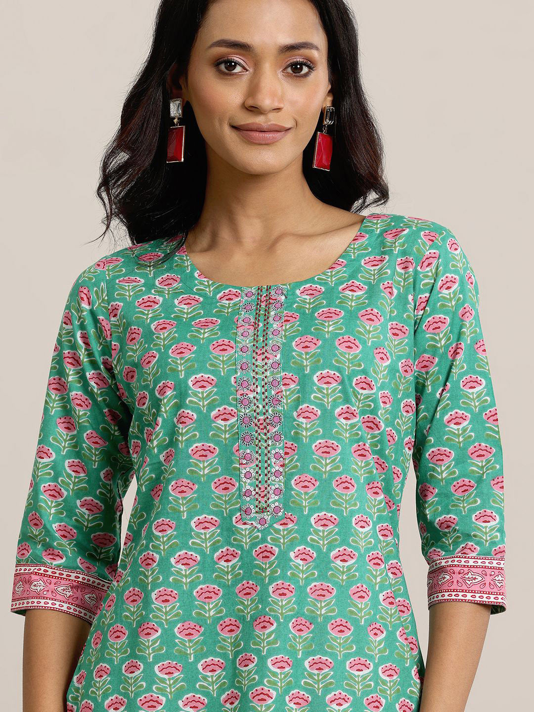 Women Floral Printed Regular Sequinned Kurta with Salwar & With Dupatta
