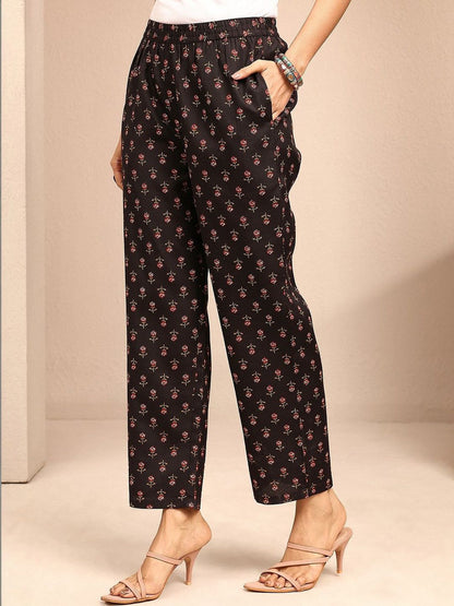 Women Ethnic Motifs Printed Regular Kurta with Trousers & With Dupatta