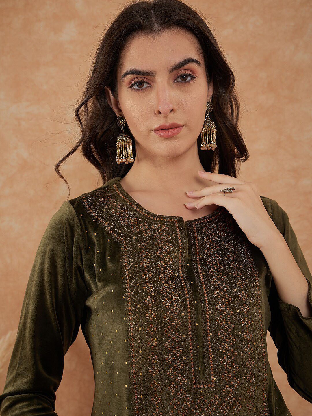 Yoke Design Winter Velvet Straight Kurta & Trouser