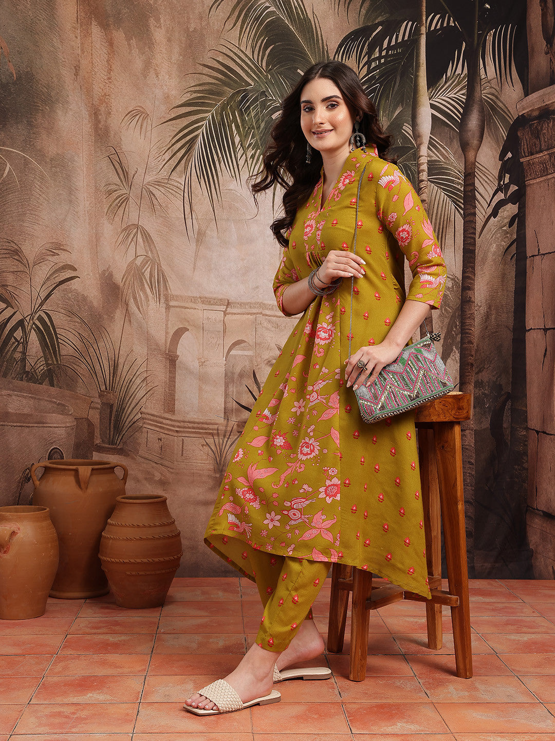Floral Printed Panelled Kurta with Trousers