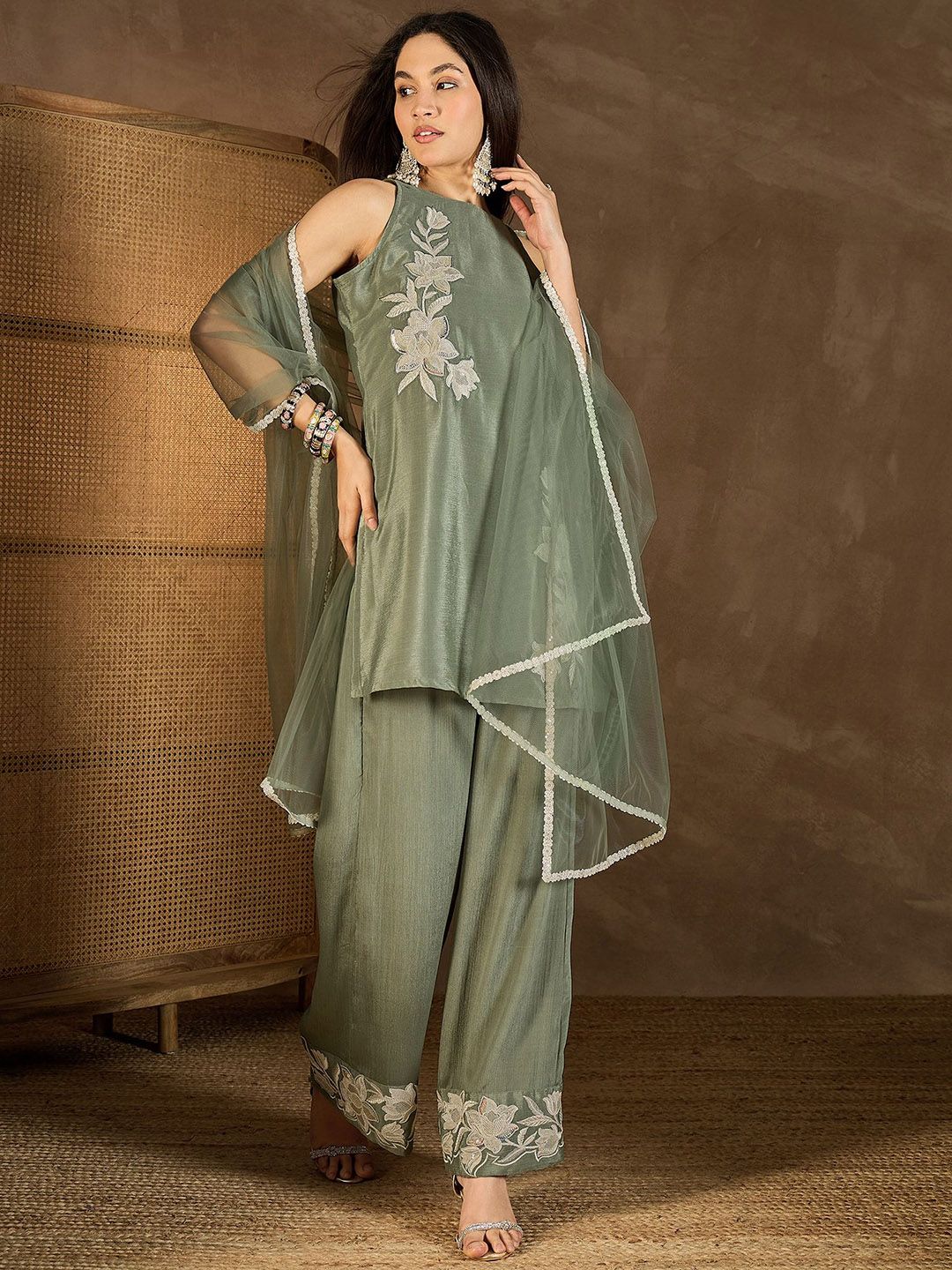 Dhiyona IN Floral Embroidered Round Neck Sequinned Straight Kurta With Palazzos & Dupatta